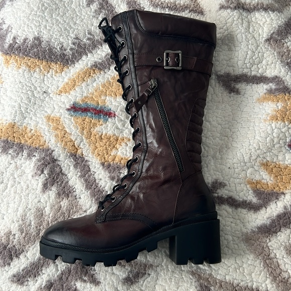 Vintage Foundry Valencia - Picture 4 of 5